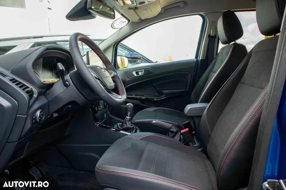 Ford EcoSport — imagine 6