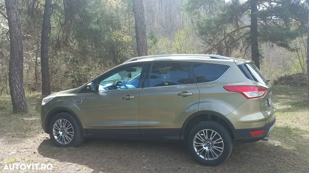 Ford Kuga II 2.0 TDCi Powershift 4WD Titanium — imagine 4