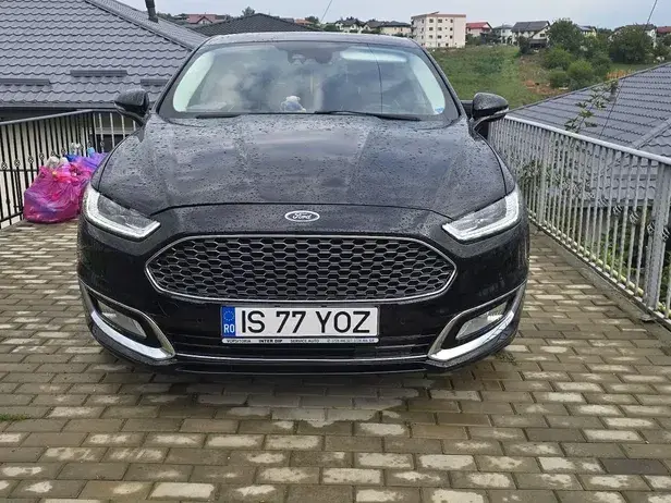 Ford Mondeo 2.0 HEV Vignale