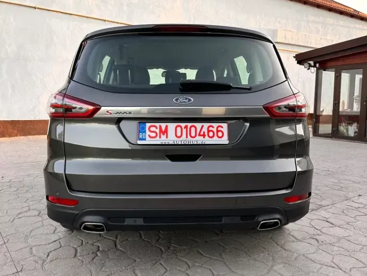 Ford S-Max II 2.0 TDCi Powershift AWD Titanium