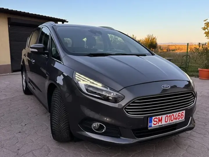 Ford S-Max II 2.0 TDCi Powershift AWD Titanium