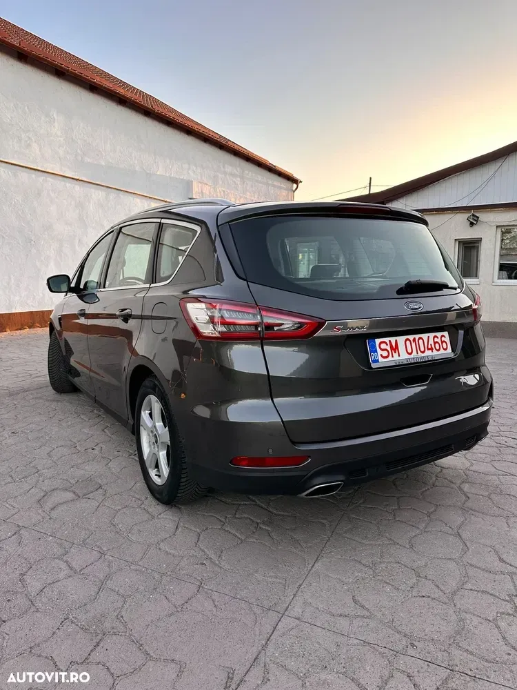 Ford S-Max II 2.0 TDCi Powershift AWD Titanium — imagine 3