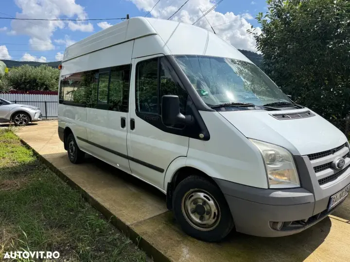 Ford Transit LWB Kombi Ambiente