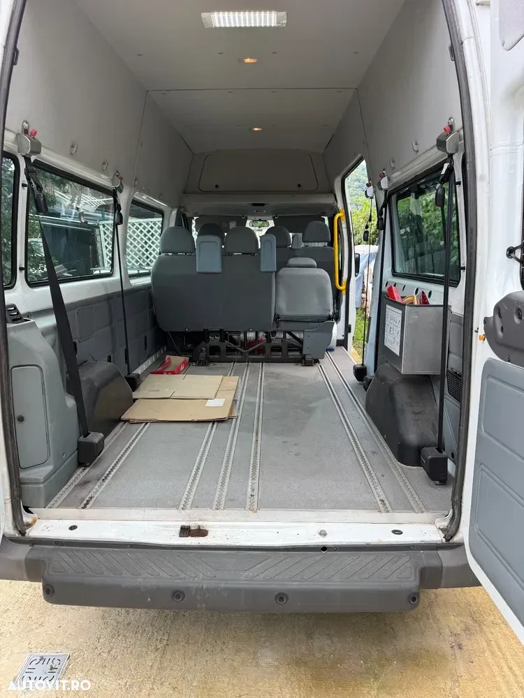 Ford Transit LWB Kombi Ambiente — imagine 5