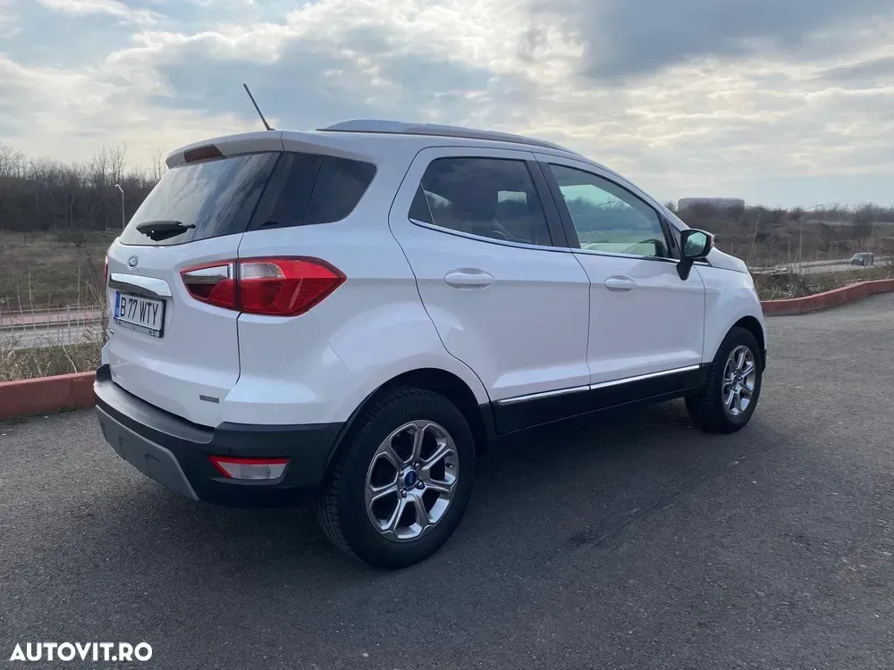 Ford EcoSport — imagine 4
