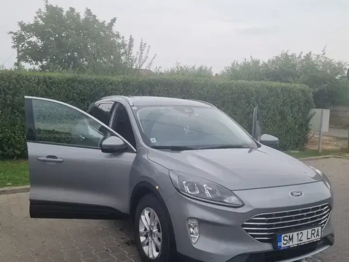 Ford Kuga III 1.5 EcoBlue Aut. TITANIUM