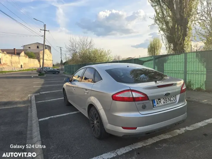 Ford Mondeo III 2.0 TDCI Titanium