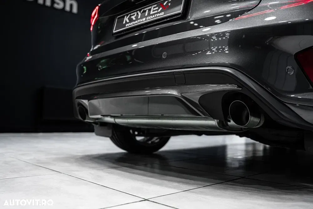Ford Focus MK4 2.3 Ecoboost 6MT ST X — imagine 4