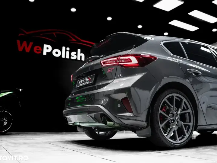 Ford Focus MK4 2.3 Ecoboost 6MT ST X
