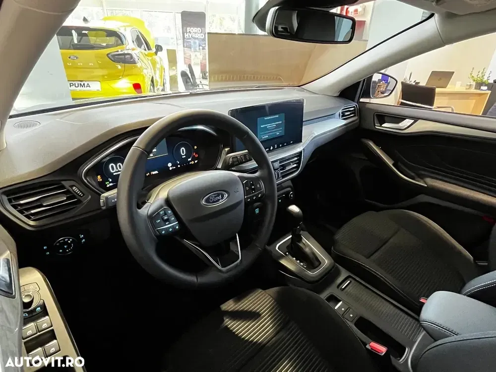 Ford Focus MK4 1.0 EcoBoost 7DCT MHEV Titanium X — imagine 6