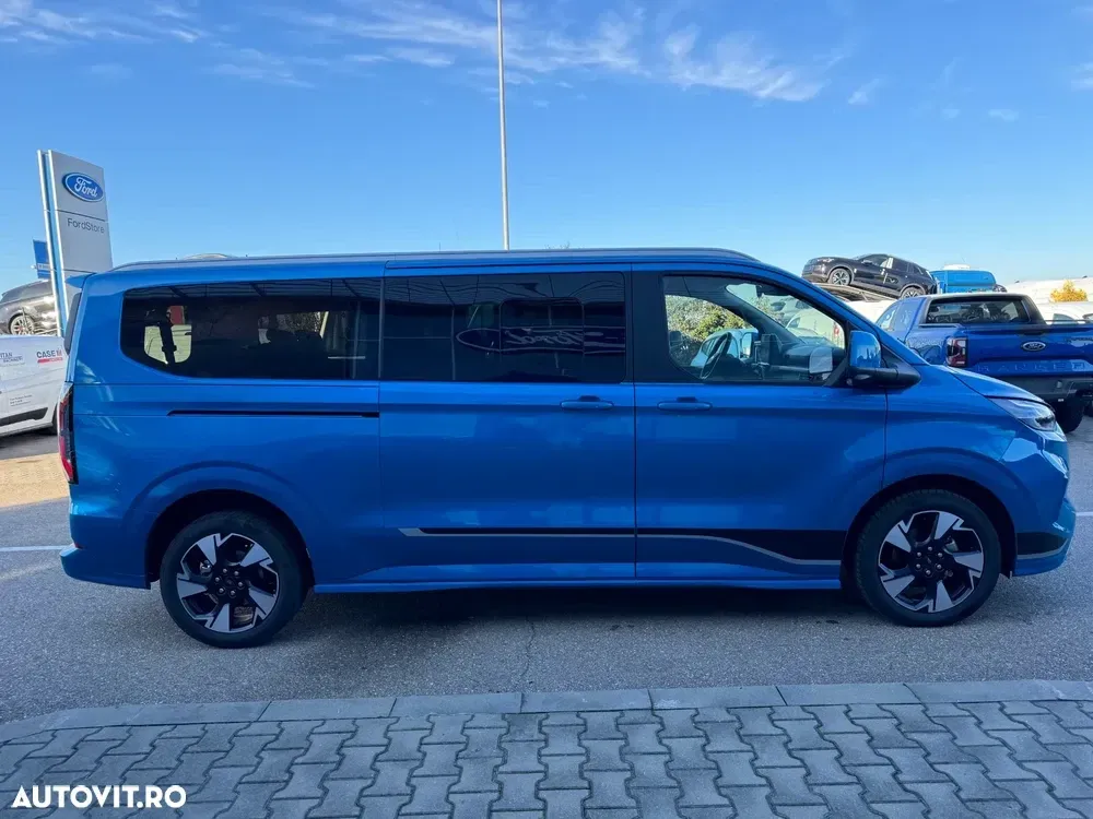 Ford Tourneo Custom — imagine 6