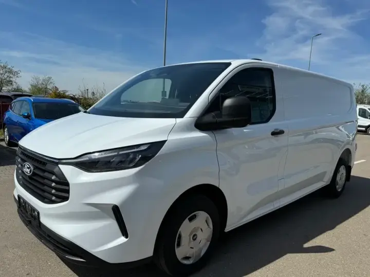 Ford Transit Custom 280L 2.0 EcoBlue 136 CP 6MT L2H1 FWD Trend