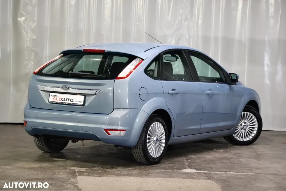 Ford Focus 1.6 16V Ambiente — imagine 2