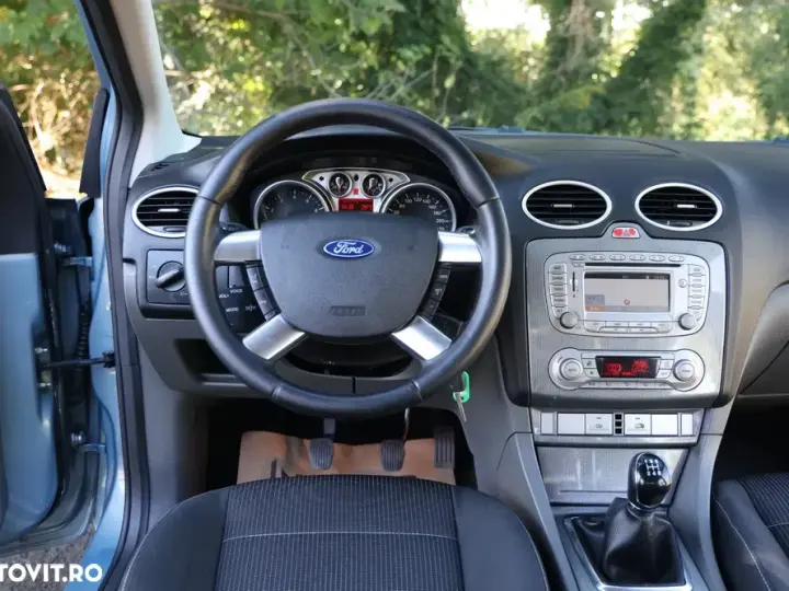 Ford Focus 1.6 16V Ambiente