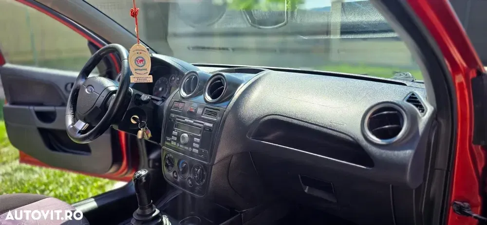 Ford Fiesta 1.4 TDCI Ambiente — imagine 6