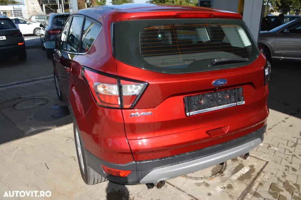 Ford Kuga II 2.0 TDCi 4WD ST-Line — imagine 5