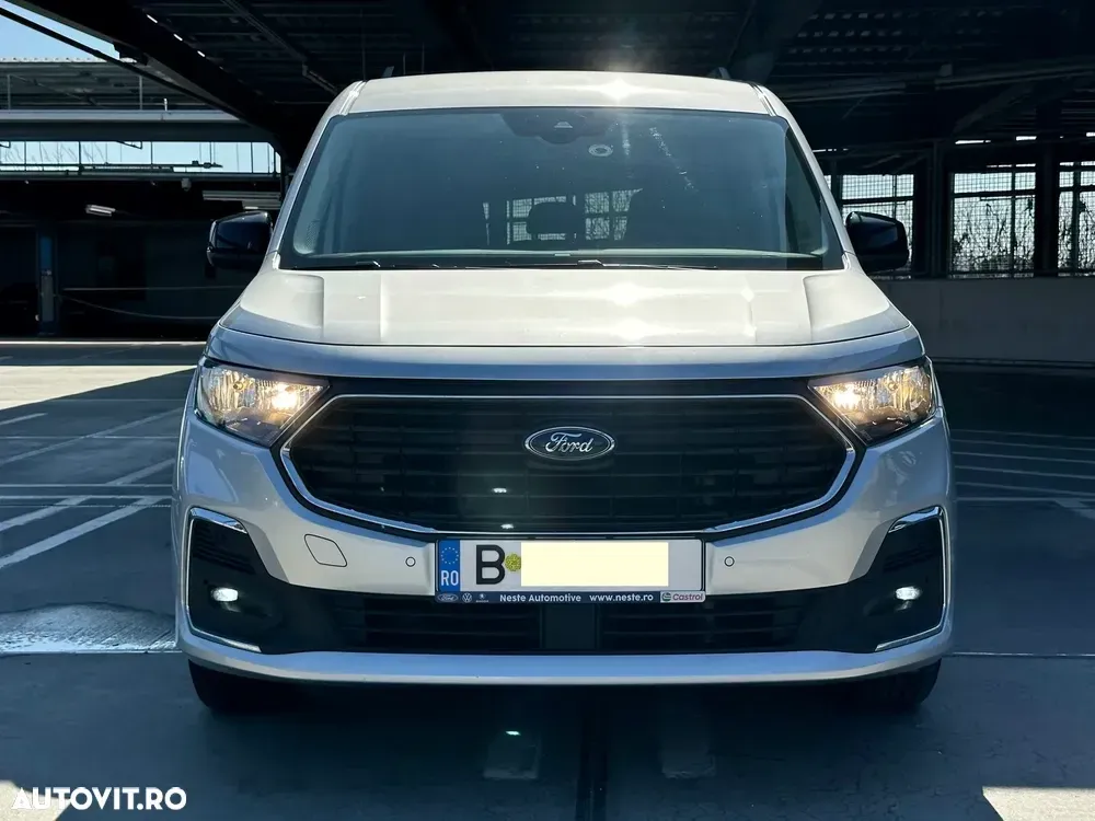 Ford Tourneo Connect 2.0L EcoBlue SWB Titanium — imagine 2
