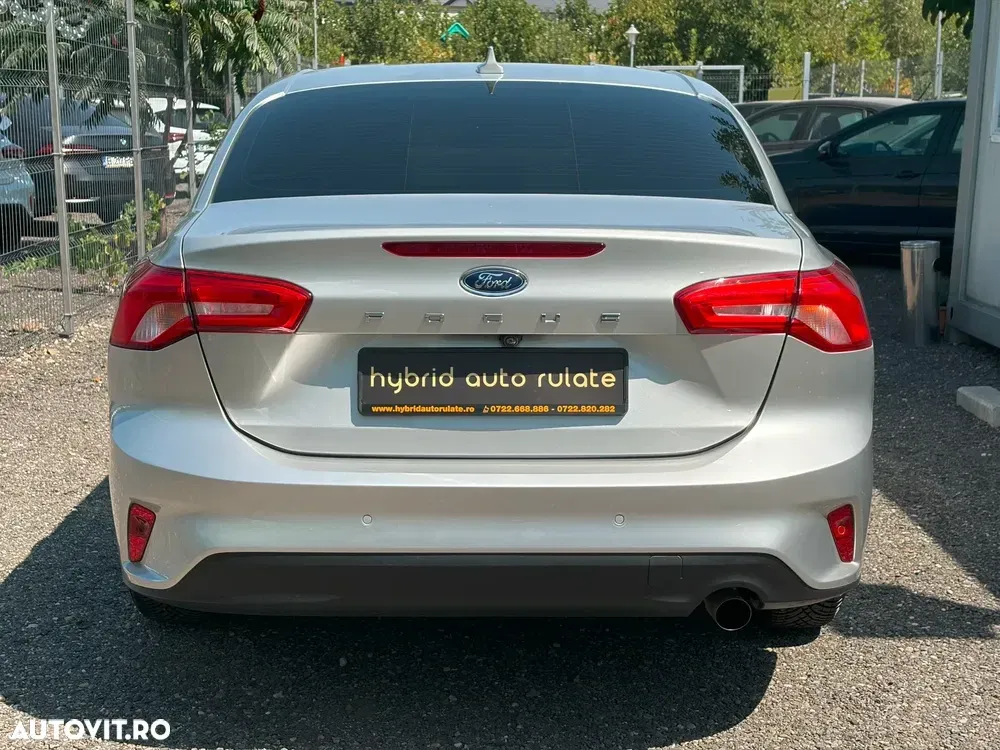 Ford Focus MK4 1.0 EcoBoost Trend Edition — imagine 4