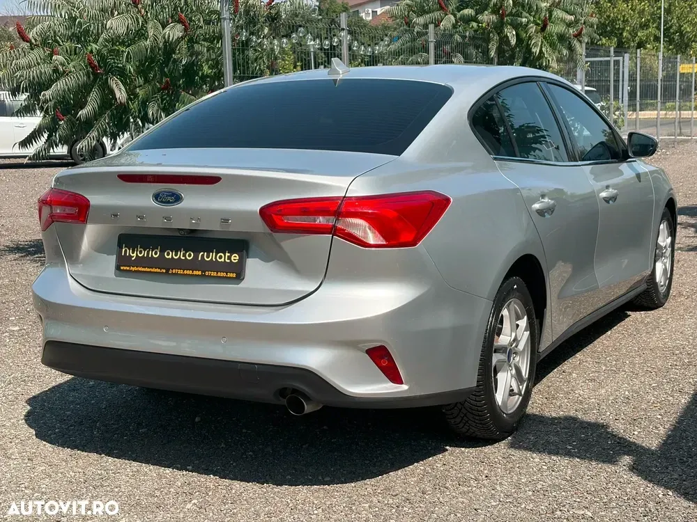 Ford Focus MK4 1.0 EcoBoost Trend Edition — imagine 5