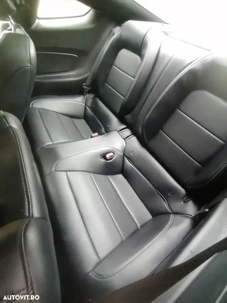Ford Mustang VI 2.3 EcoBoost Aut. — imagine 3