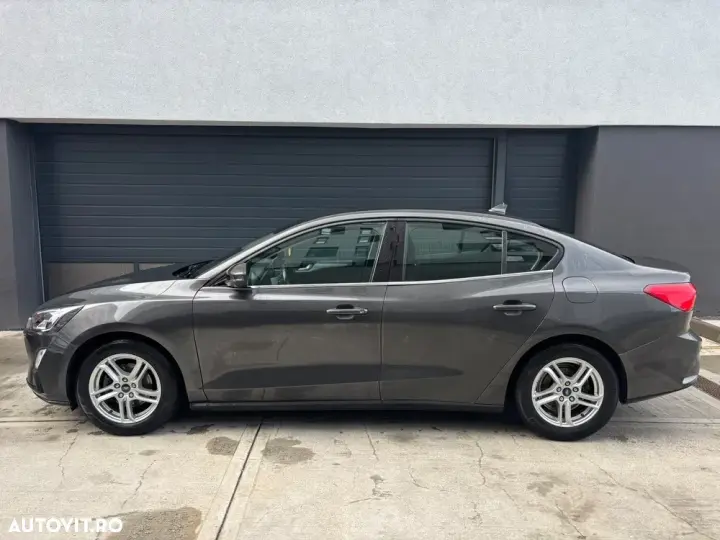 Ford Focus MK4 1.5 EcoBlue ST Line Business