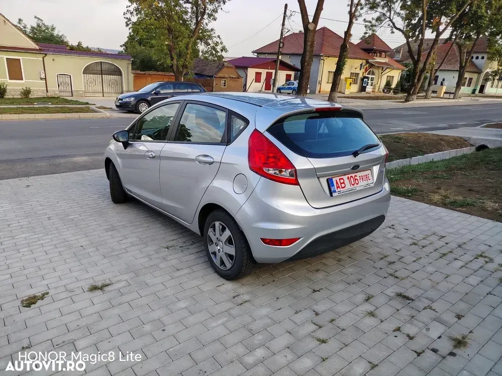 Ford Fiesta VII 1.25 Ambiente — imagine 5