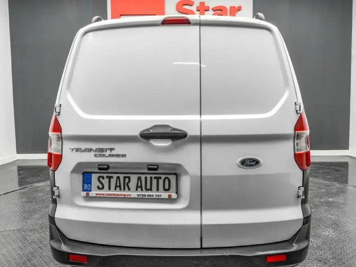 Ford Courier