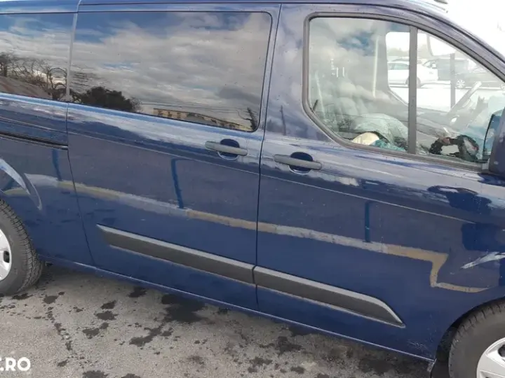 Ford Transit Custom Kombi 320 2.0 EcoBlue 130 CP L2H1 Trend Aut.