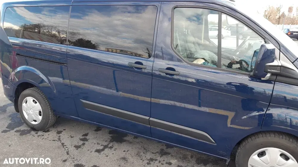 Ford Transit Custom Kombi 320 2.0 EcoBlue 130 CP L2H1 Trend Aut. — imagine 4