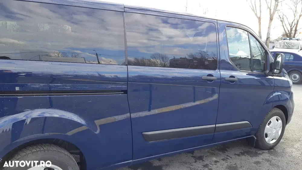 Ford Transit Custom Kombi 320 2.0 EcoBlue 130 CP L2H1 Trend Aut. — imagine 5