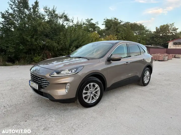 Ford Kuga III 2.0 EcoBlue A8 AWD Titanium