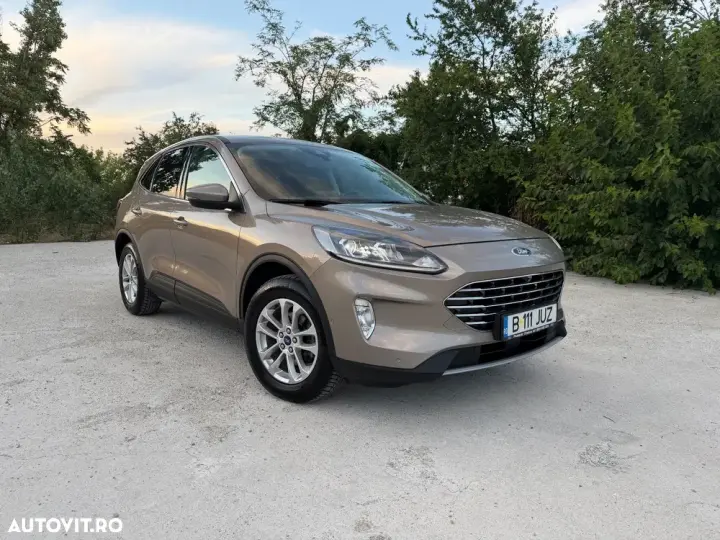 Ford Kuga III 2.0 EcoBlue A8 AWD Titanium
