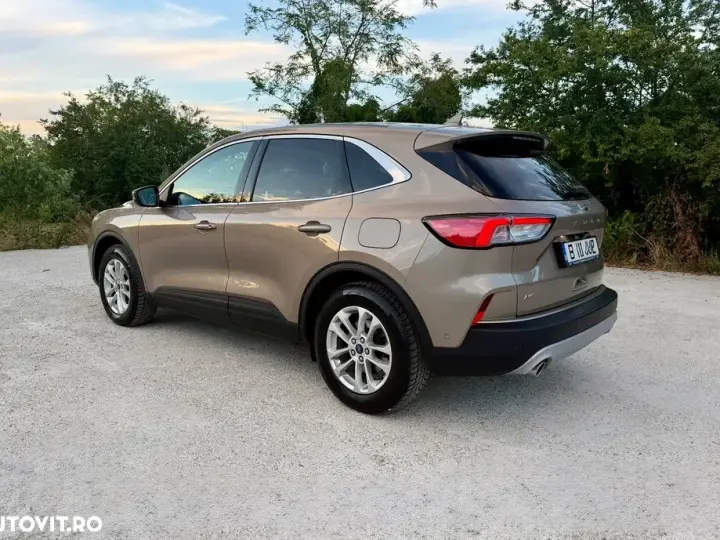 Ford Kuga III 2.0 EcoBlue A8 AWD Titanium