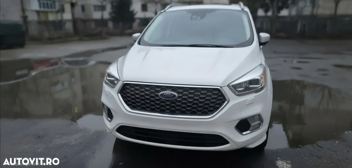 Ford Kuga II 2.0 TDCi 4WD Powershift Vignale — imagine 5