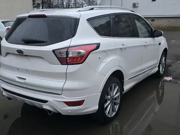 Ford Kuga II 2.0 TDCi 4WD Powershift Vignale