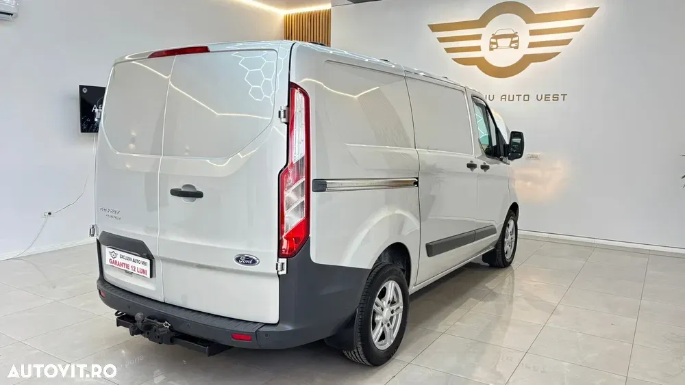 Ford Transit Custom — imagine 3