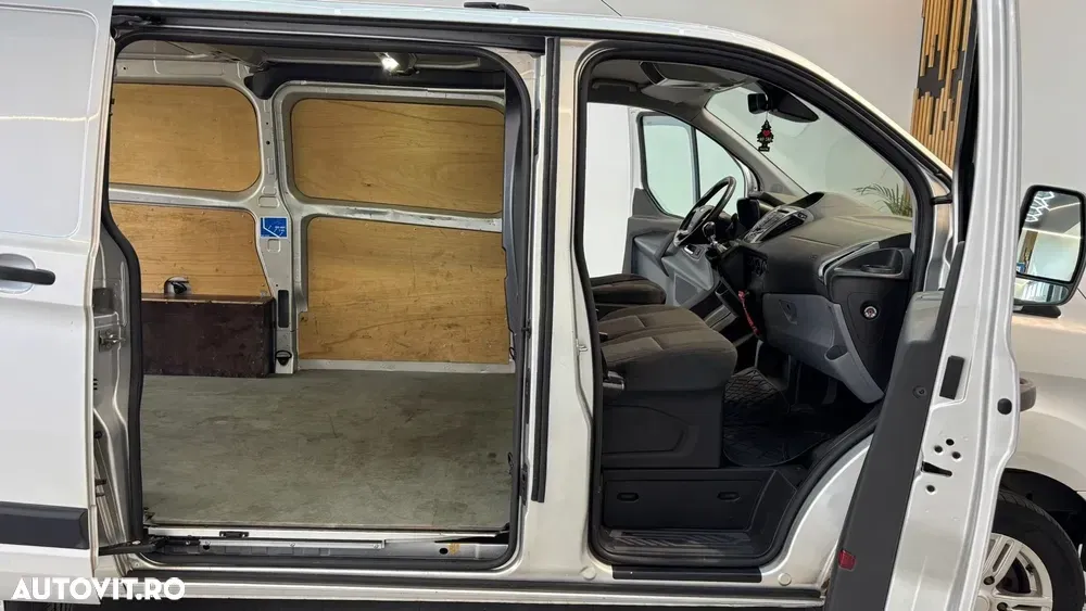Ford Transit Custom — imagine 6