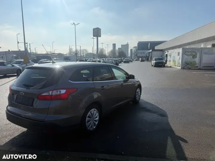 Ford Focus MK3 2.0 TDCI DPF Powershift Titanium