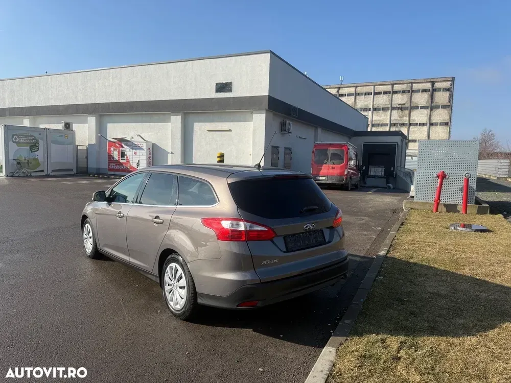 Ford Focus MK3 2.0 TDCI DPF Powershift Titanium — imagine 2