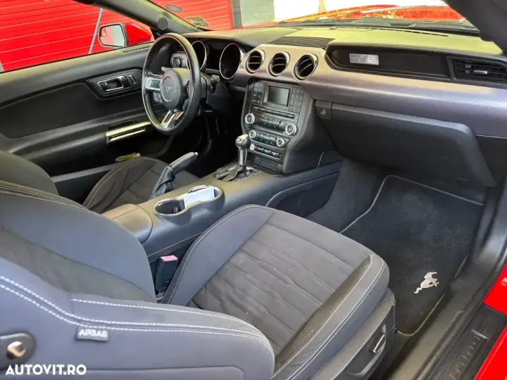 Ford Mustang VI