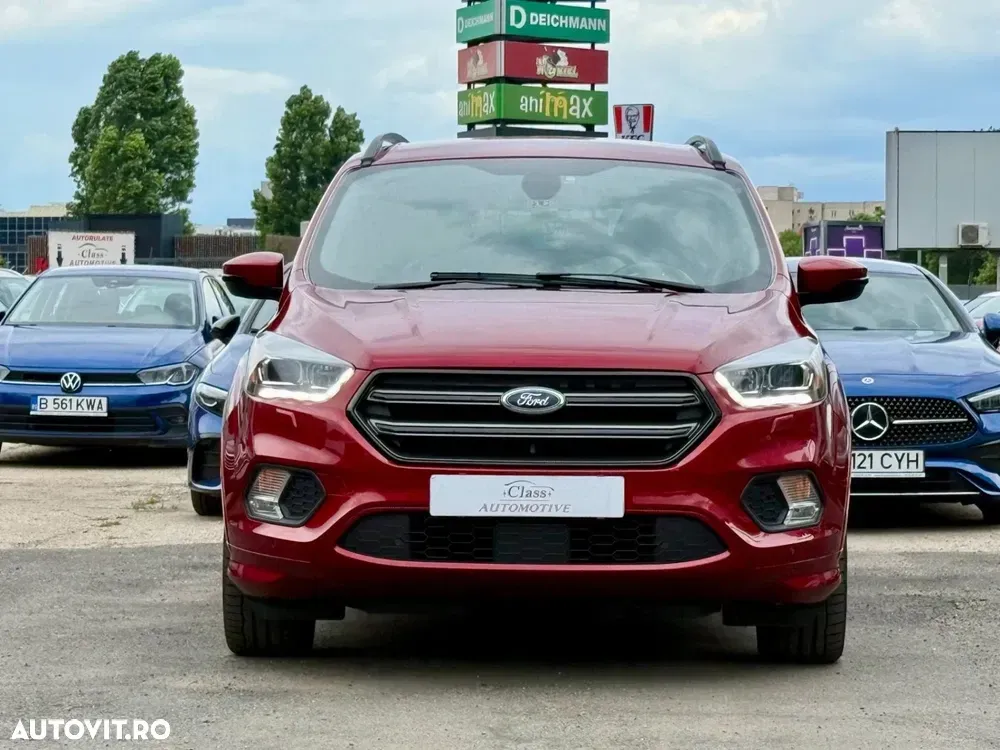 Ford Kuga 2.0 TDCi 4WD Powershift ST-Line — imagine 3