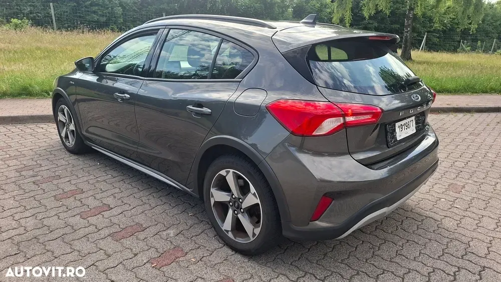 Ford Focus MK4 — imagine 5