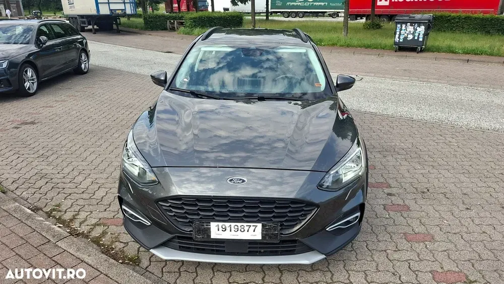 Ford Focus MK4 — imagine 6