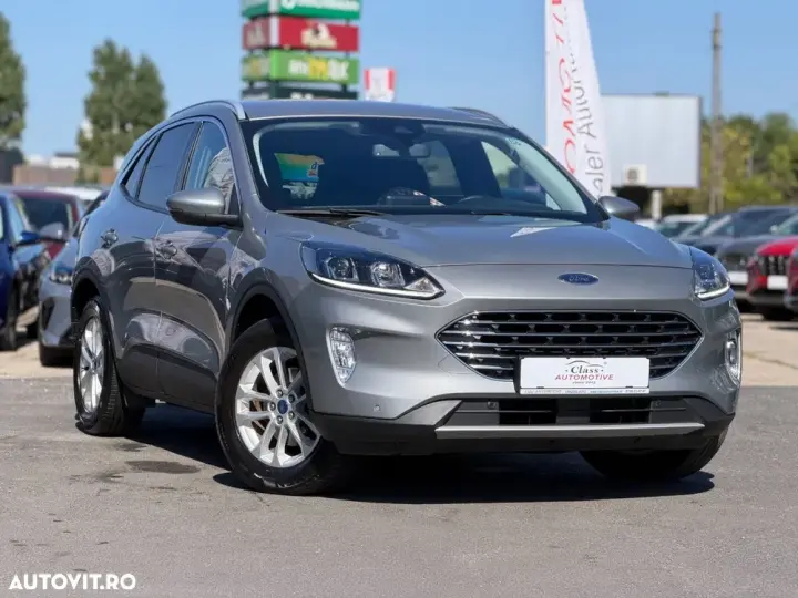 Ford Kuga III 2.5 Duratec FHEV AWD Titanium