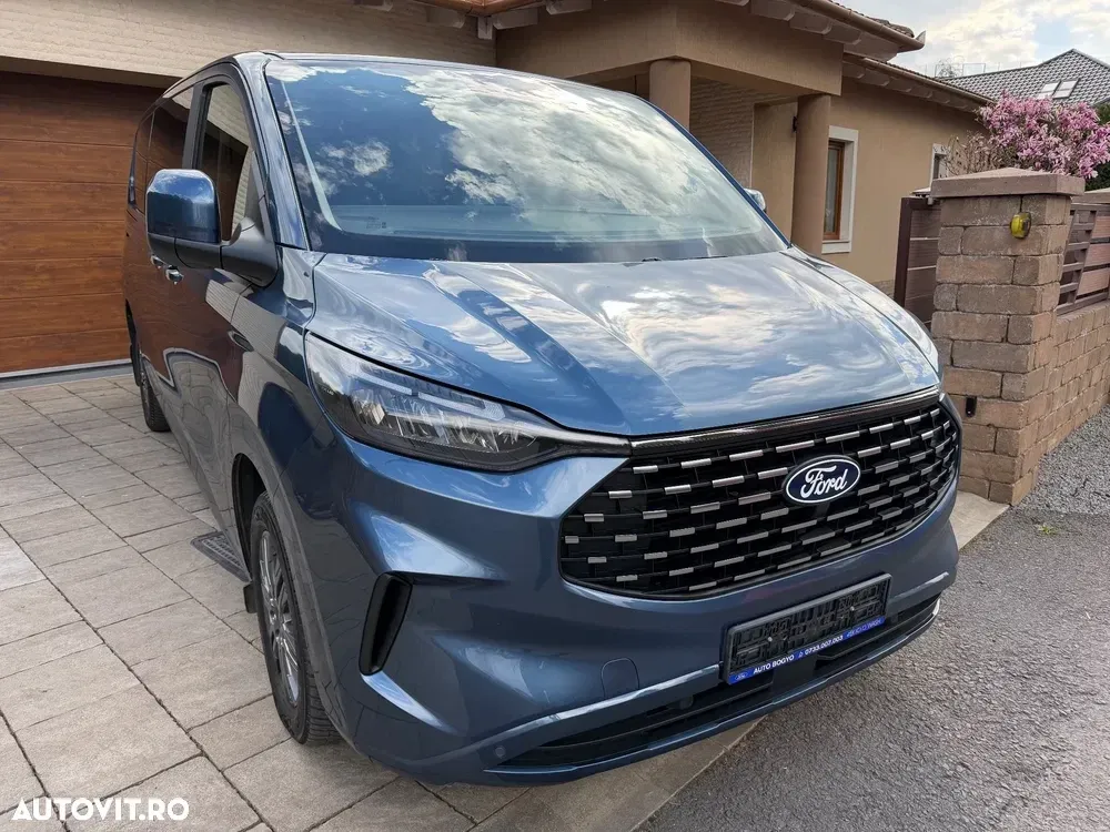 Ford Tourneo Custom Bus 320L 2.0 EcoBlue 170 CP 8AT L2H1 FWD Limited — imagine 4