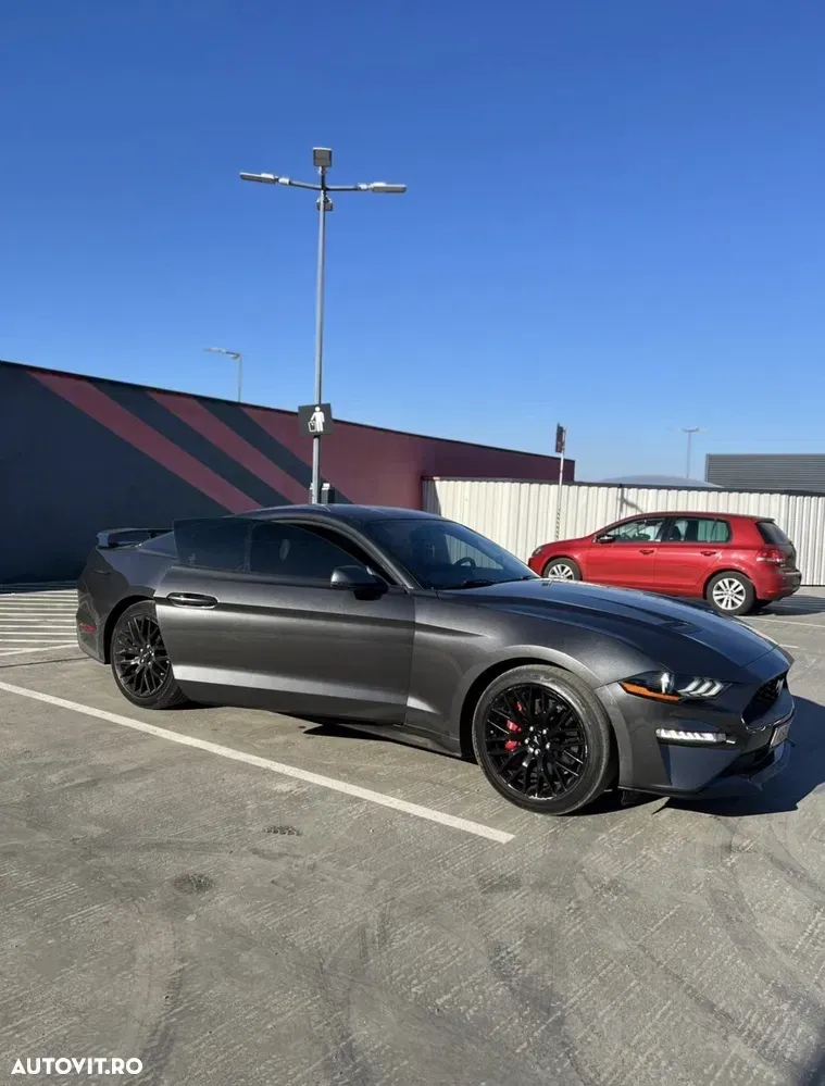 Ford Mustang VI — imagine 5