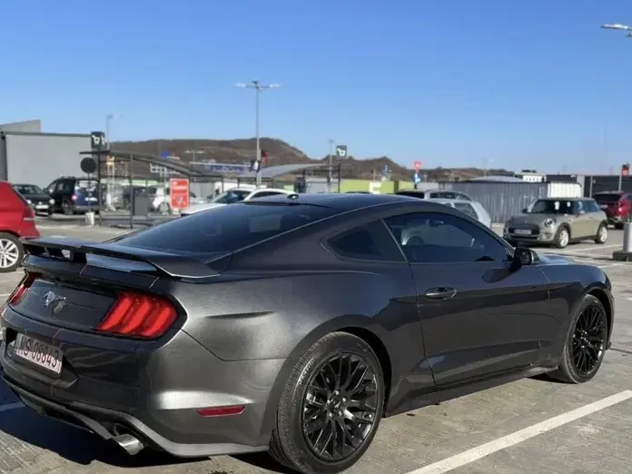 Ford Mustang VI