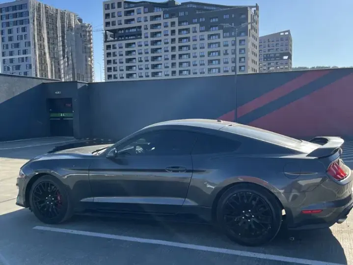Ford Mustang VI