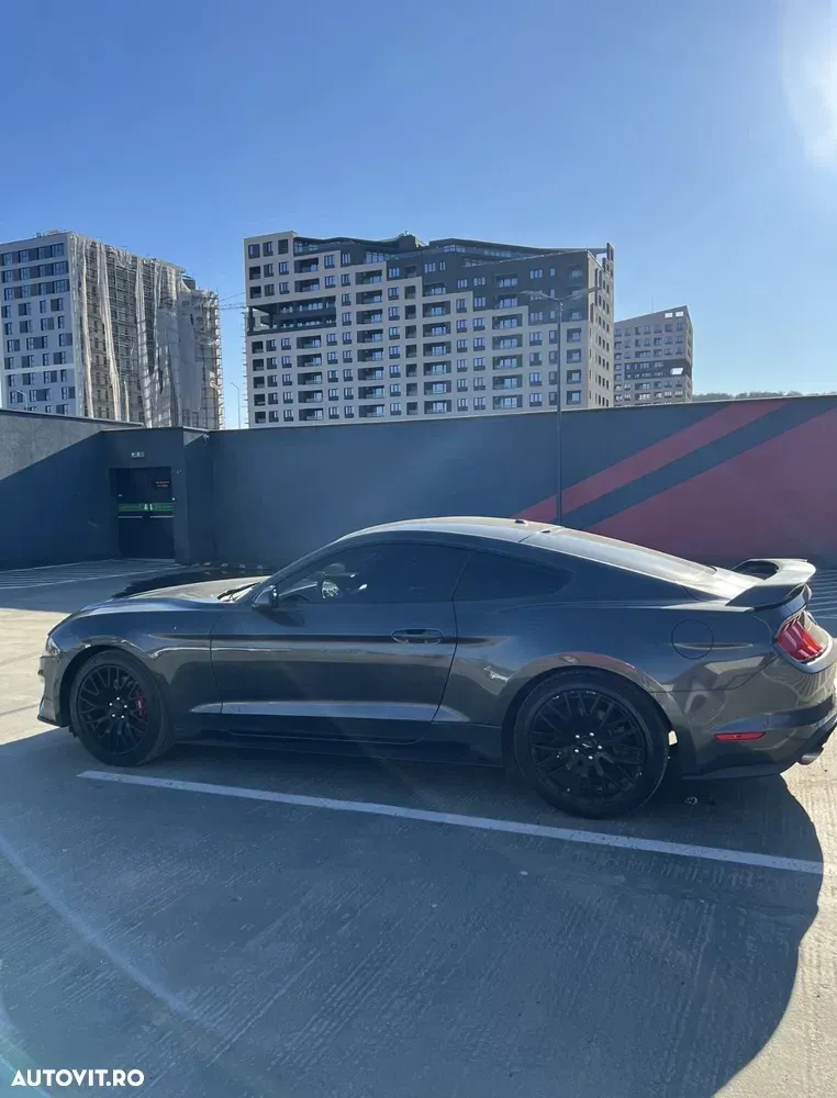 Ford Mustang VI — imagine 4