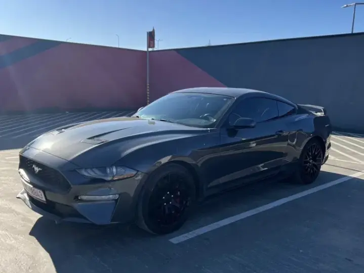 Ford Mustang VI